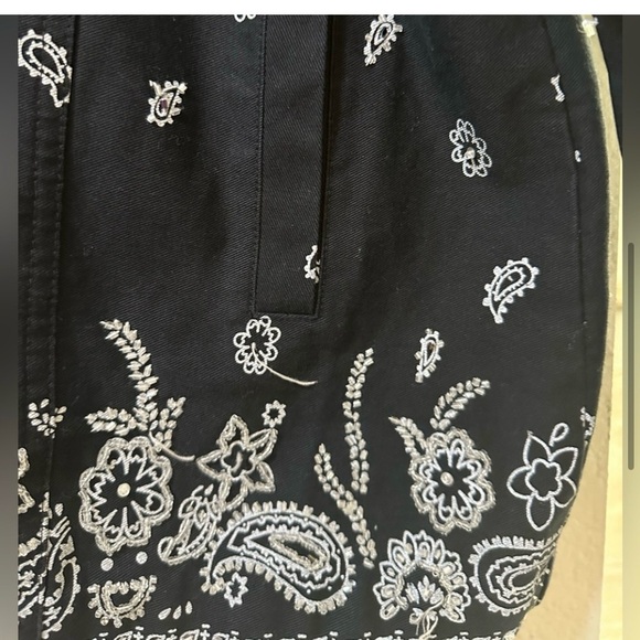 Vintage Oversized Embellishments & Embroidered
Jean Jacket 3X - Picture 8 of 11